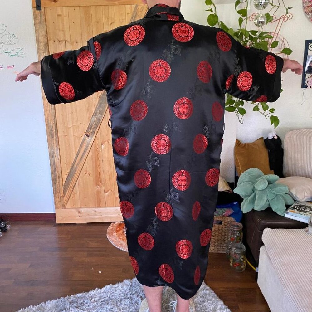 Reversible Tiger Robe - image 6